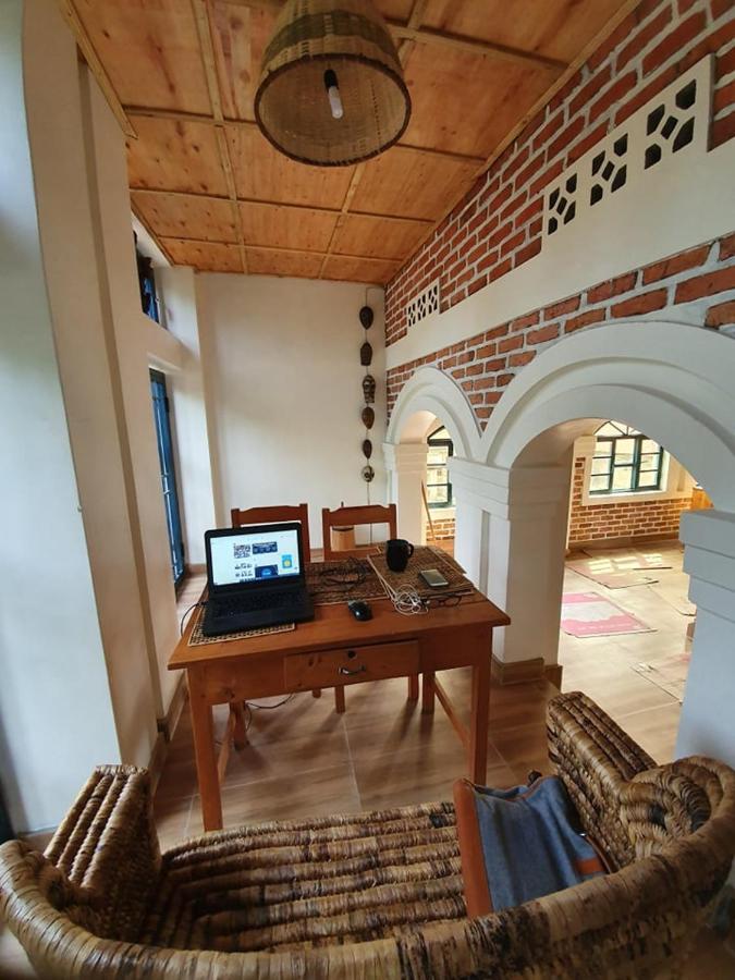 Stany'S Apartments Butare Esterno foto