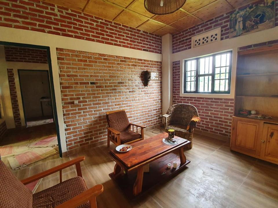 Stany'S Apartments Butare Esterno foto