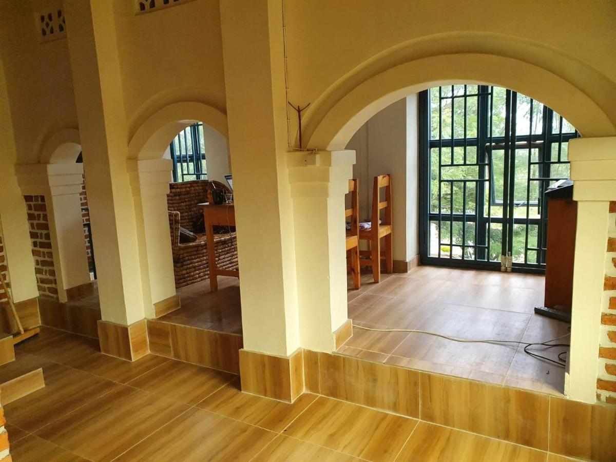 Stany'S Apartments Butare Esterno foto